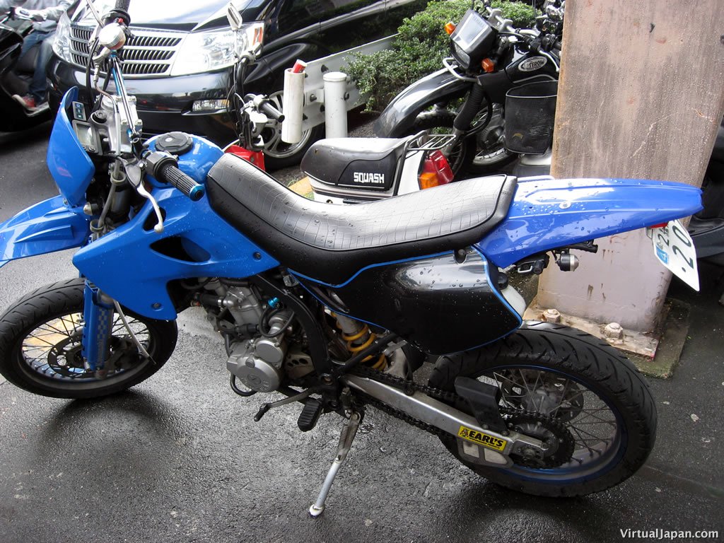 motorbike-093006-14