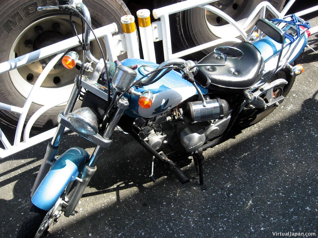 motorbike-093006-19
