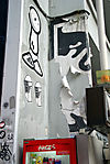 shibuya-sticker-graffiti-010607-01.jpg