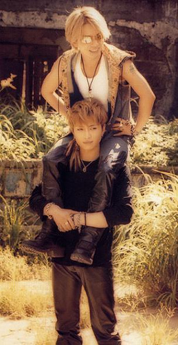hyde_and_Gackt