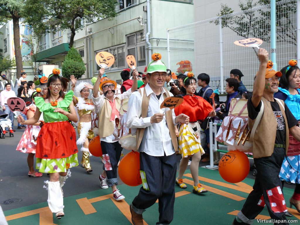 tokyo-halloween-parade-2006-004