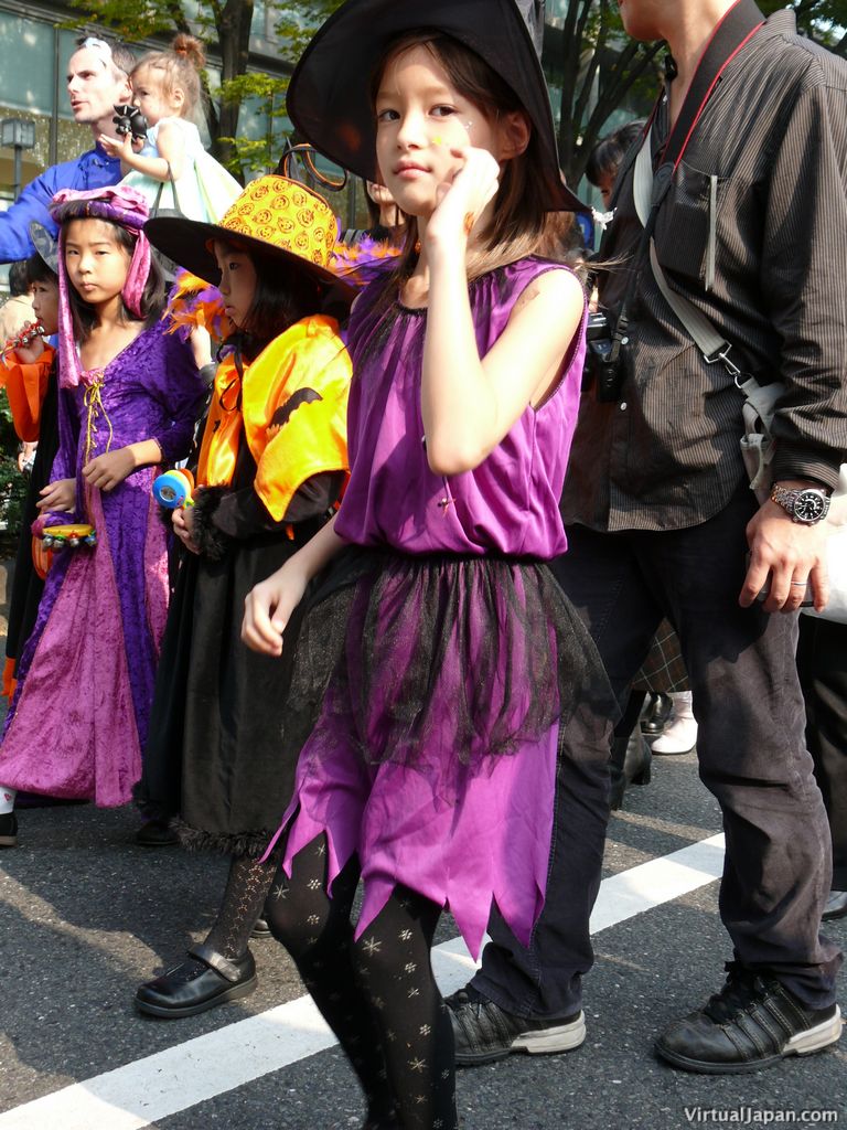 tokyo-halloween-parade-2006-062