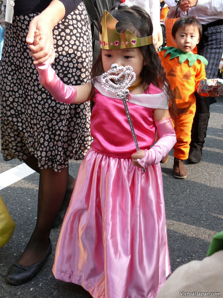 tokyo-halloween-parade-2006-067