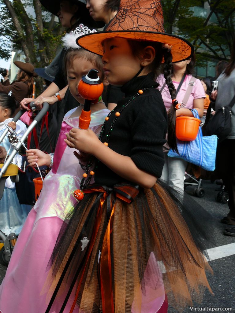 tokyo-halloween-parade-2006-113