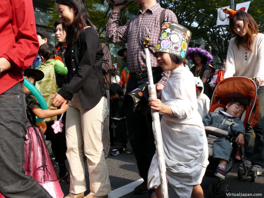 tokyo-halloween-parade-2006-116