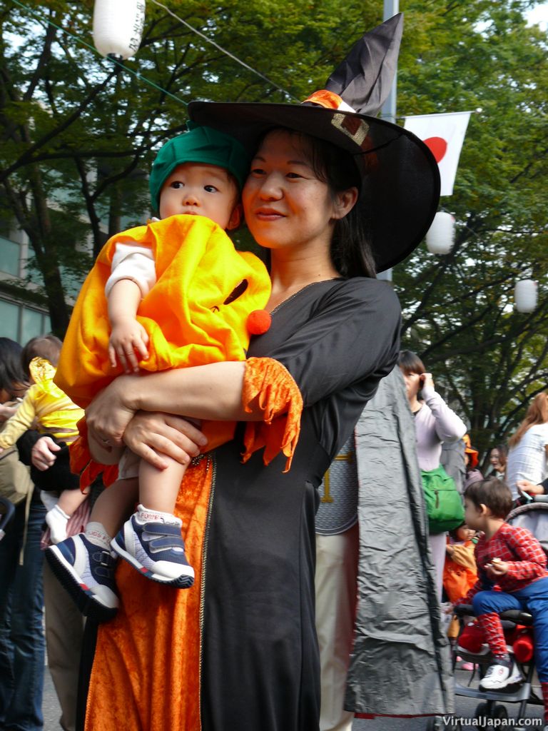 tokyo-halloween-parade-2006-121
