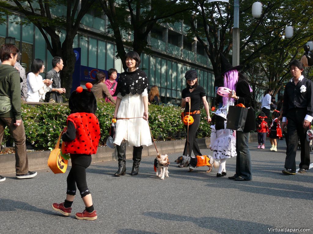 tokyo-halloween-parade-2006-136