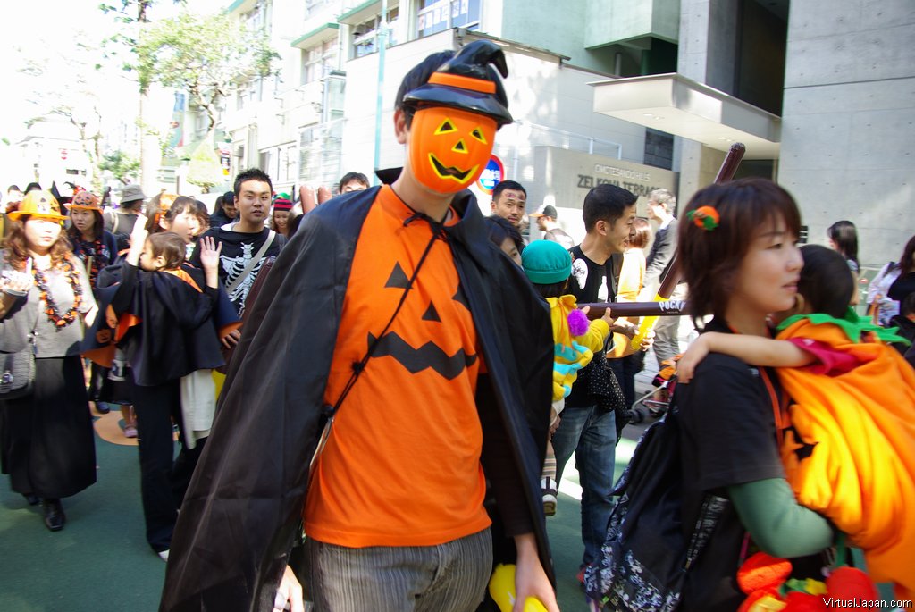 Harajuku-Pumpkin-Parade-2007-006