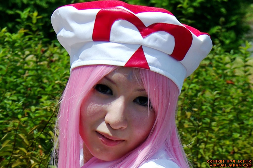 Comiket-Cosplay-2008-041