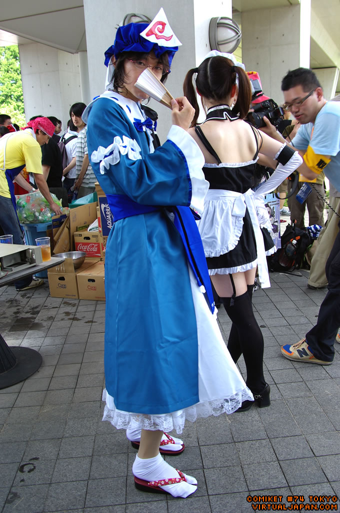 Comiket-Cosplay-2008-126