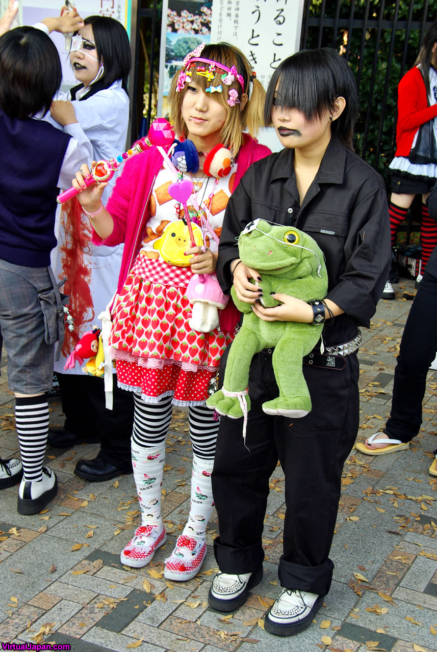 Harajuku-Girls-Fashion-02-09-2009-002