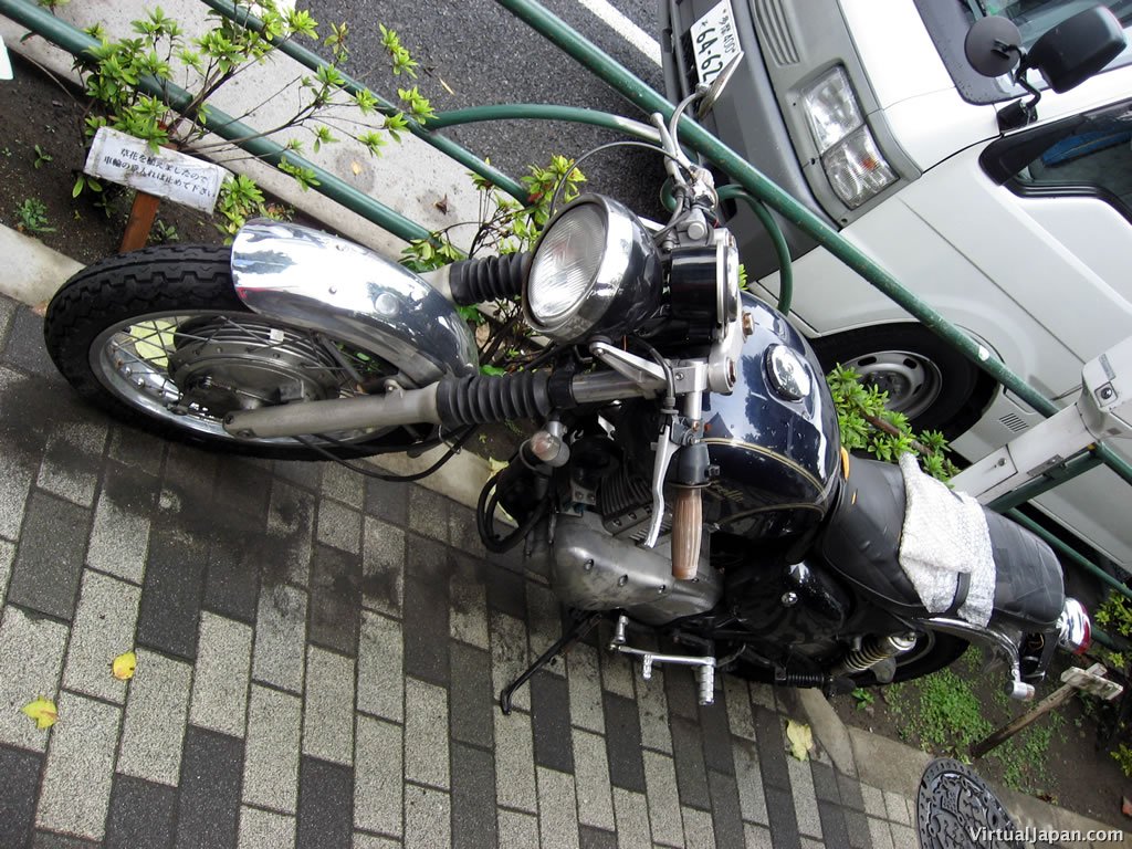 motorbike-093006-04
