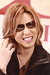 yoshiki_smile_6.jpg