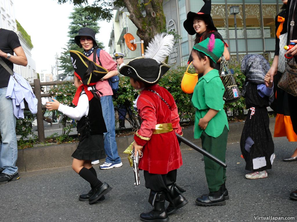 tokyo-halloween-parade-2006-091