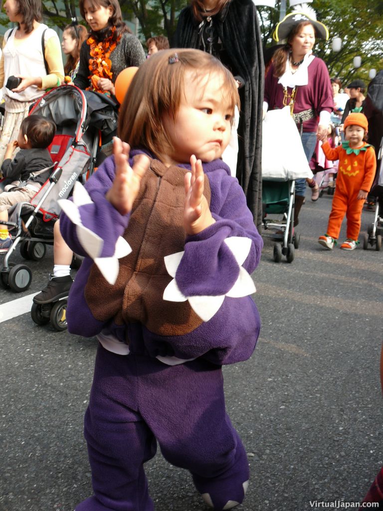 tokyo-halloween-parade-2006-095