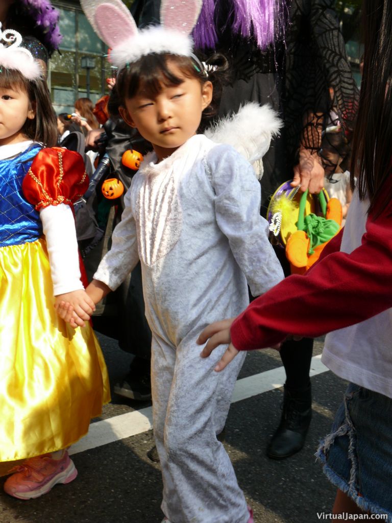 tokyo-halloween-parade-2006-117